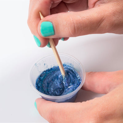 Choosing Solvent-Based Vs Water-Based Nail Polishes