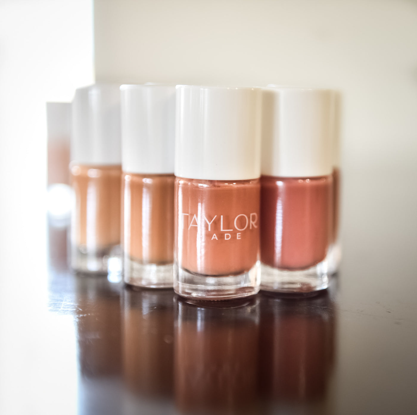 Nudes and Neutrals Polish Kit
