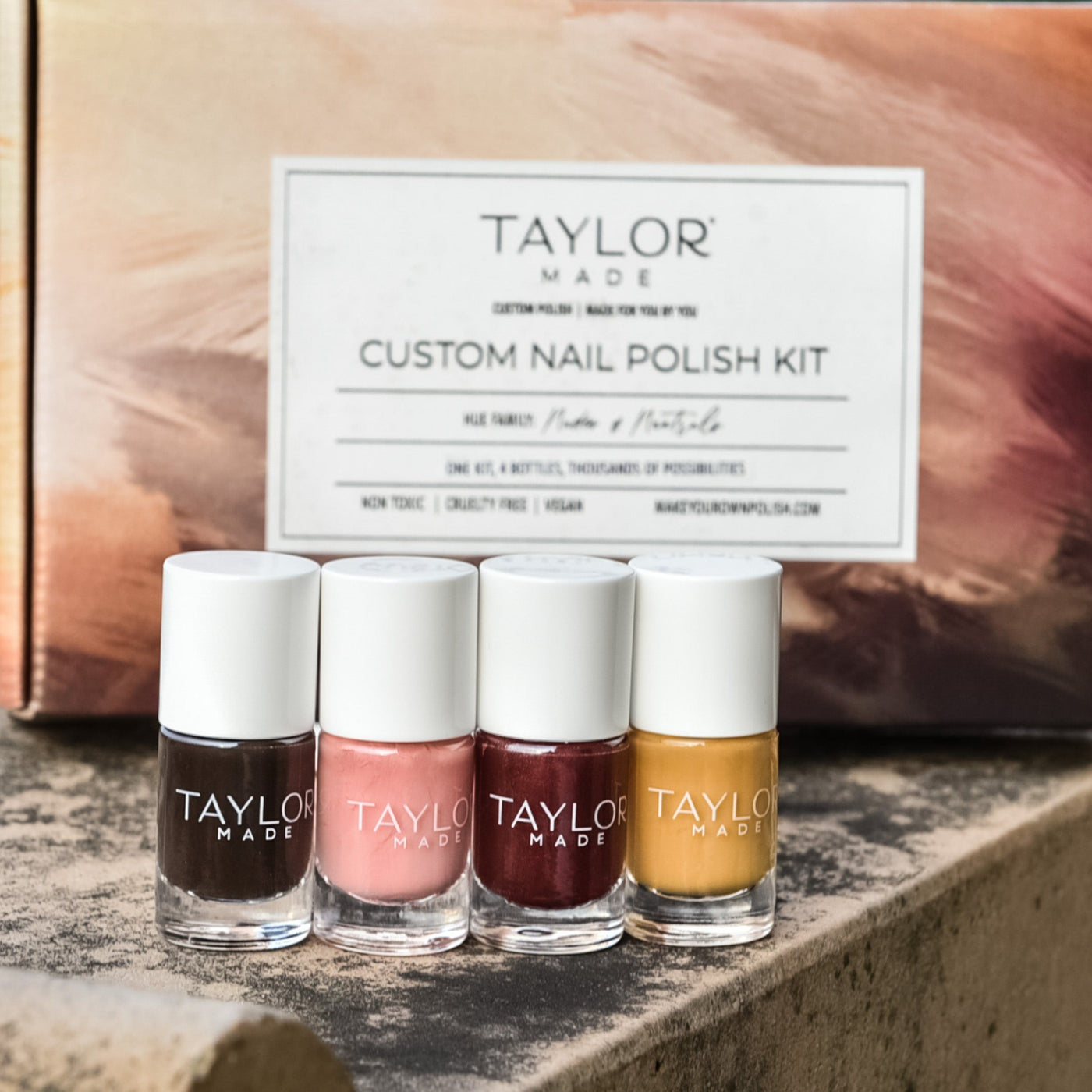 Nudes and Neutrals Polish Kit